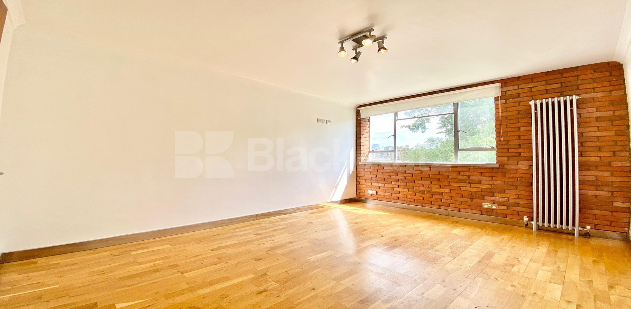 			VIRTUAL TOUR AVAILABLE!, 2 Bedroom, 1 bath, 1 reception Apartment			 Cruikshank Street, ANGEL-KINGS CROSS